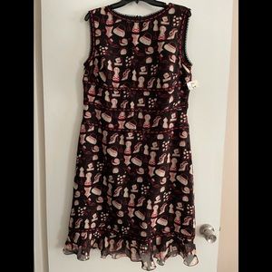 Escada women’s sleeveless dress in EU size 44 -NEW